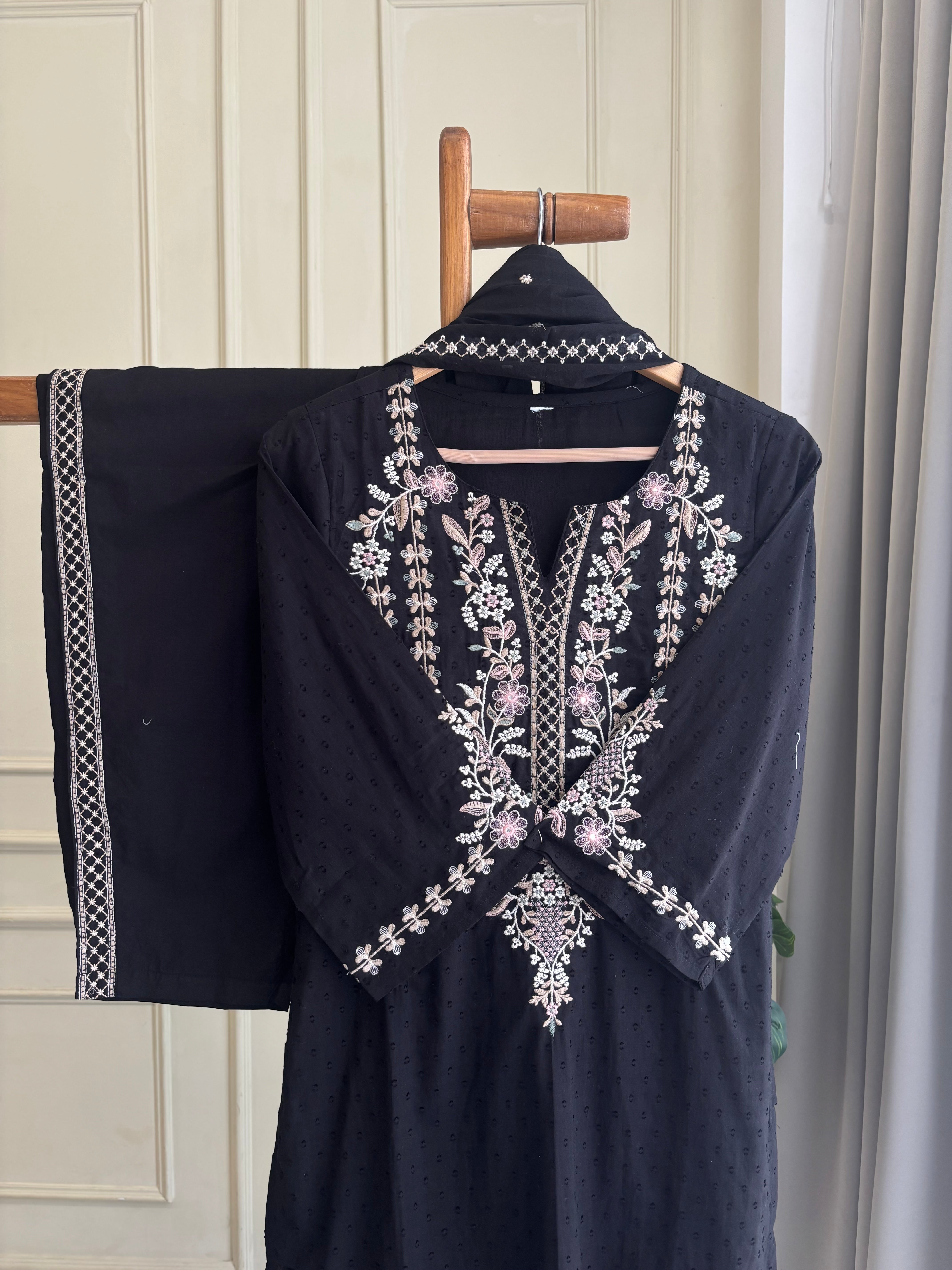 Elegant Cotton Embroidered suit-0302