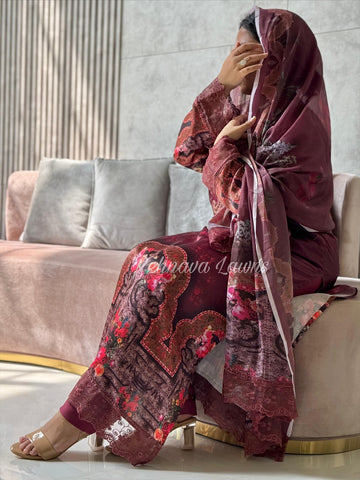 Printed casual suit in soft satin-maroon