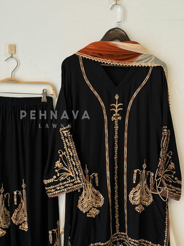 New Crimson Black Trendy Farshi Salwar - Pehnava Lawns