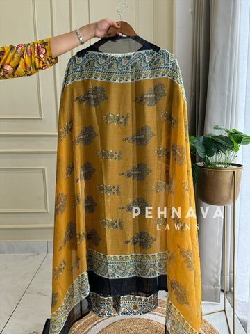 Stunning Black&Yellow Embroidered Suit 3803