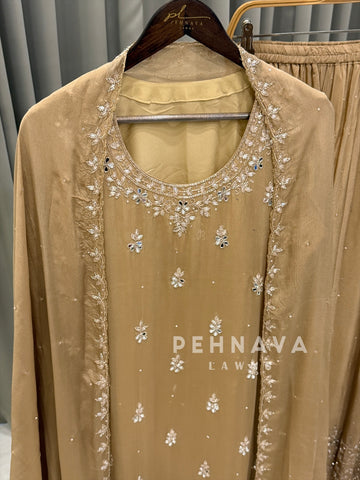 Premium Chinnon Handworked Ensemble-U4308