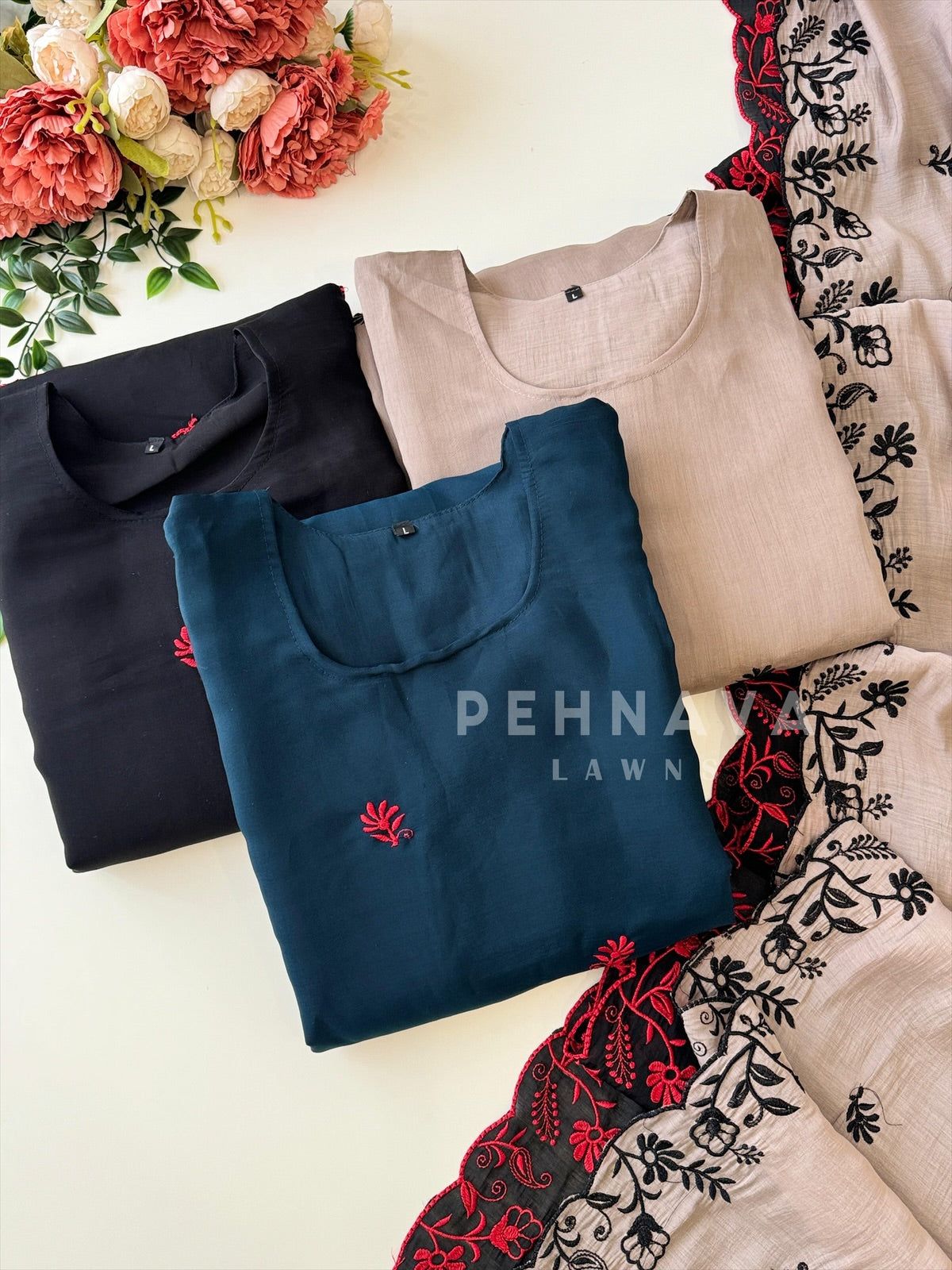 Chanderi Floral Threadwork Suit- 3013 - Pehnava Lawns