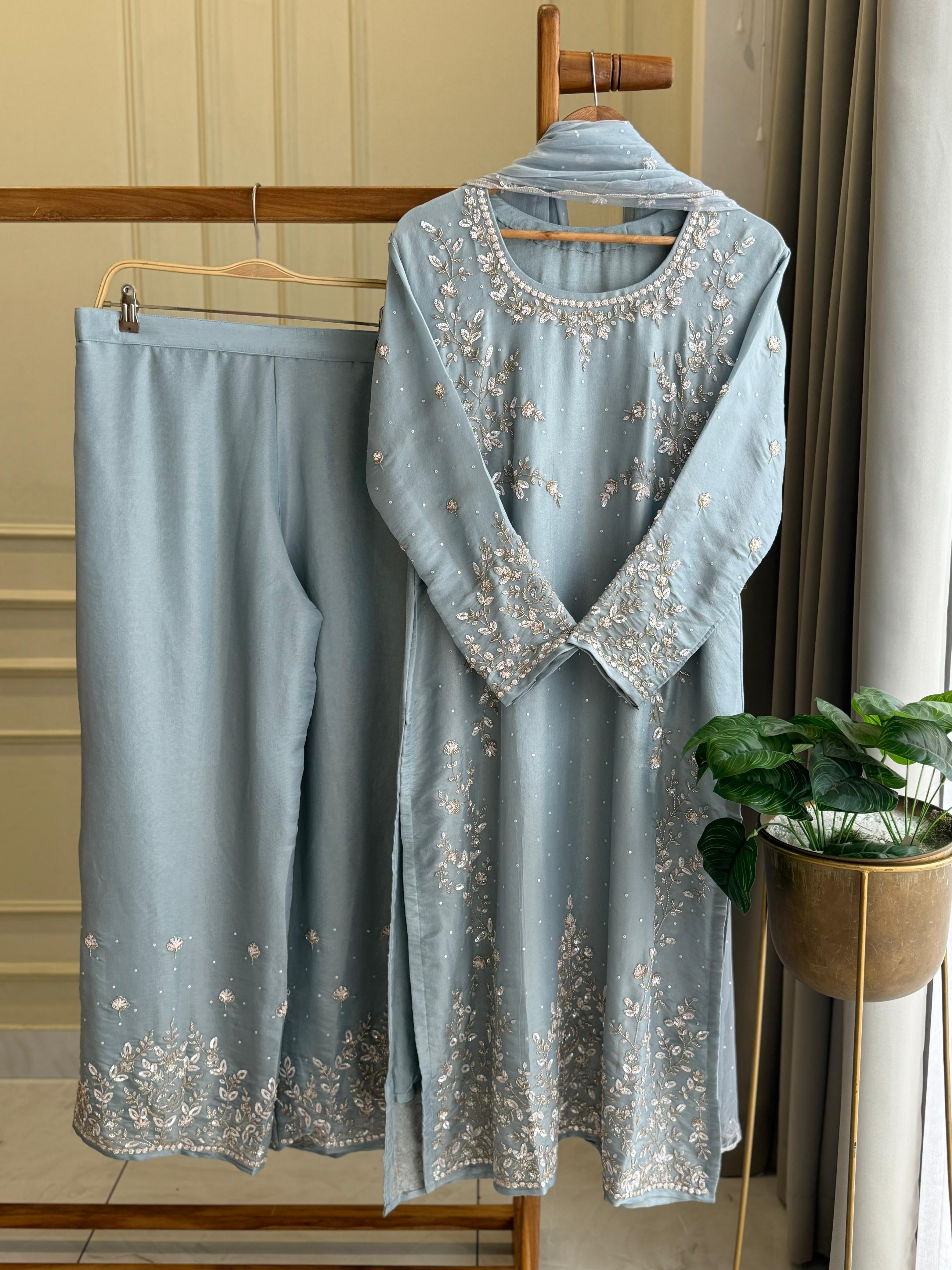 Tissue Handworked Salwar Kameez