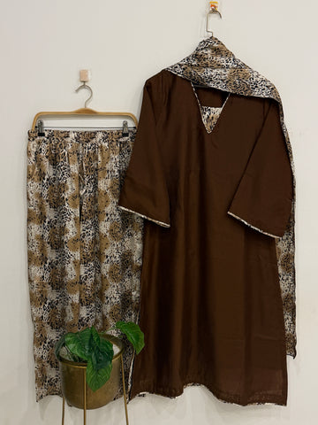 Minimal Animal Printed Three Piece Suit