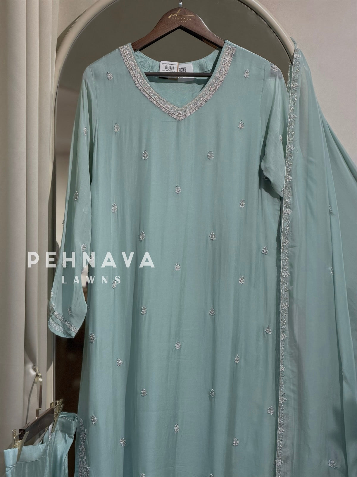 Premium zardosi Handworked Suit-11535