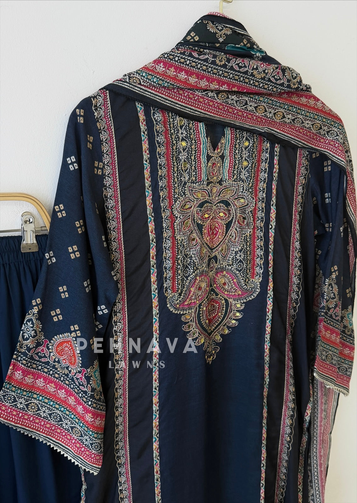 Muslin Unstitched Suit 363 - Pehnava Lawns