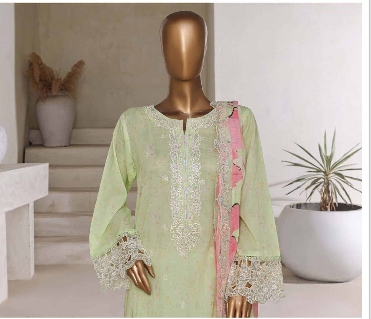 Signature Lawn Suit Featuring Lace Detailings-8