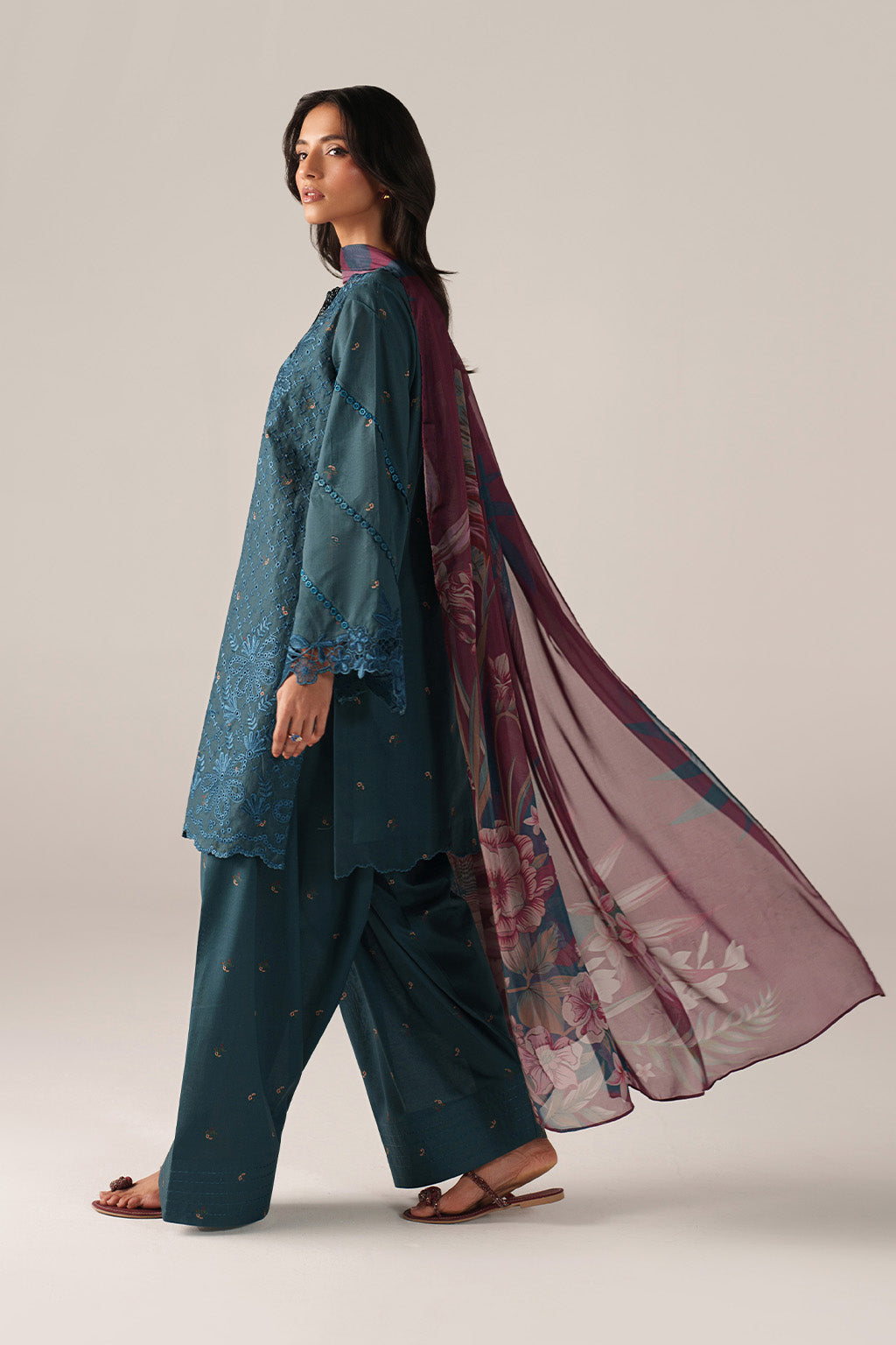 IZNIK Embroidered Printed Lawn SS-10 - Pehnava Lawns