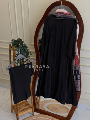 Contrast Printed Dupatta Suit Set