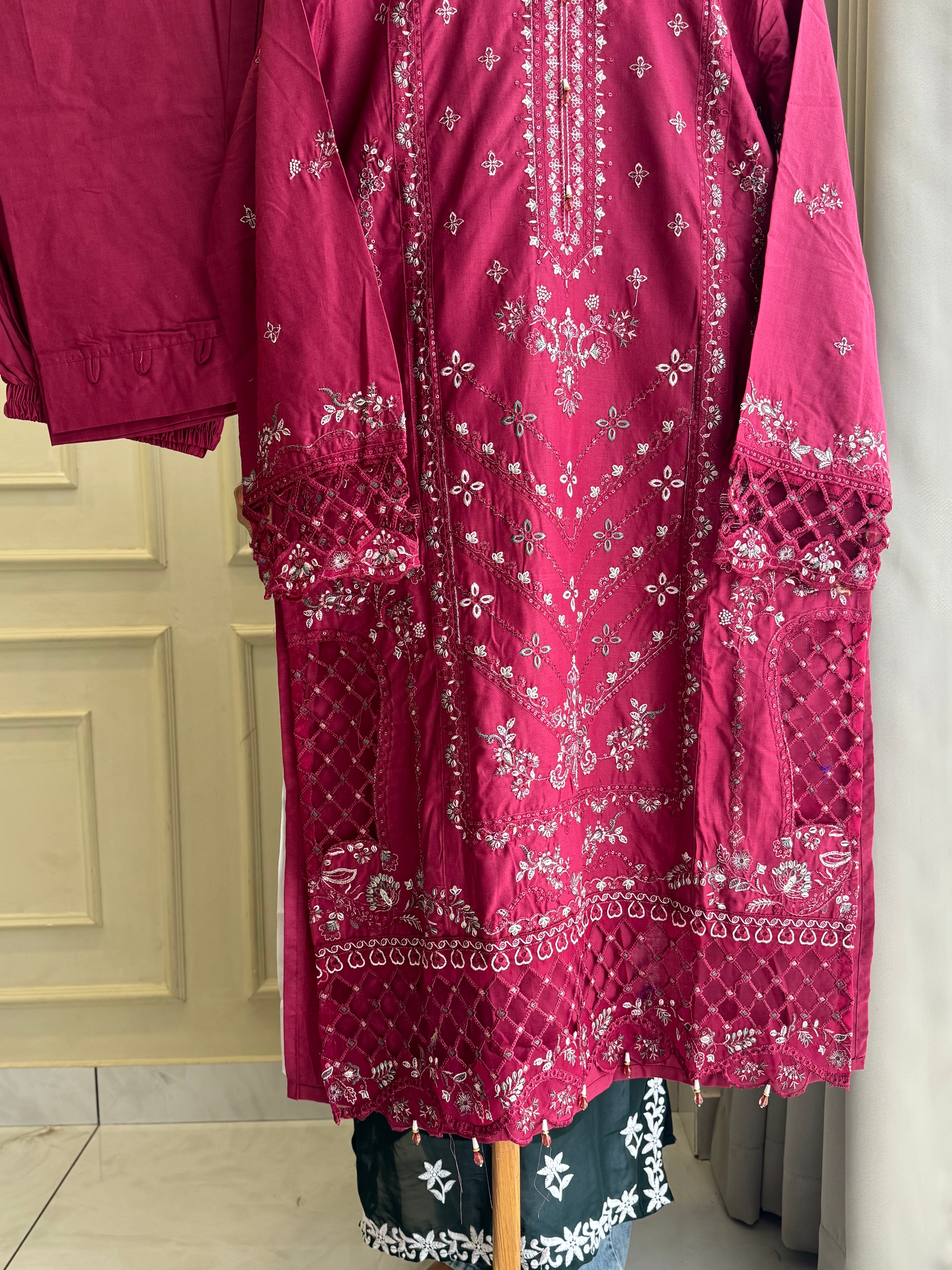 Dark Pink Embroidered Pakistani Suit-5364B