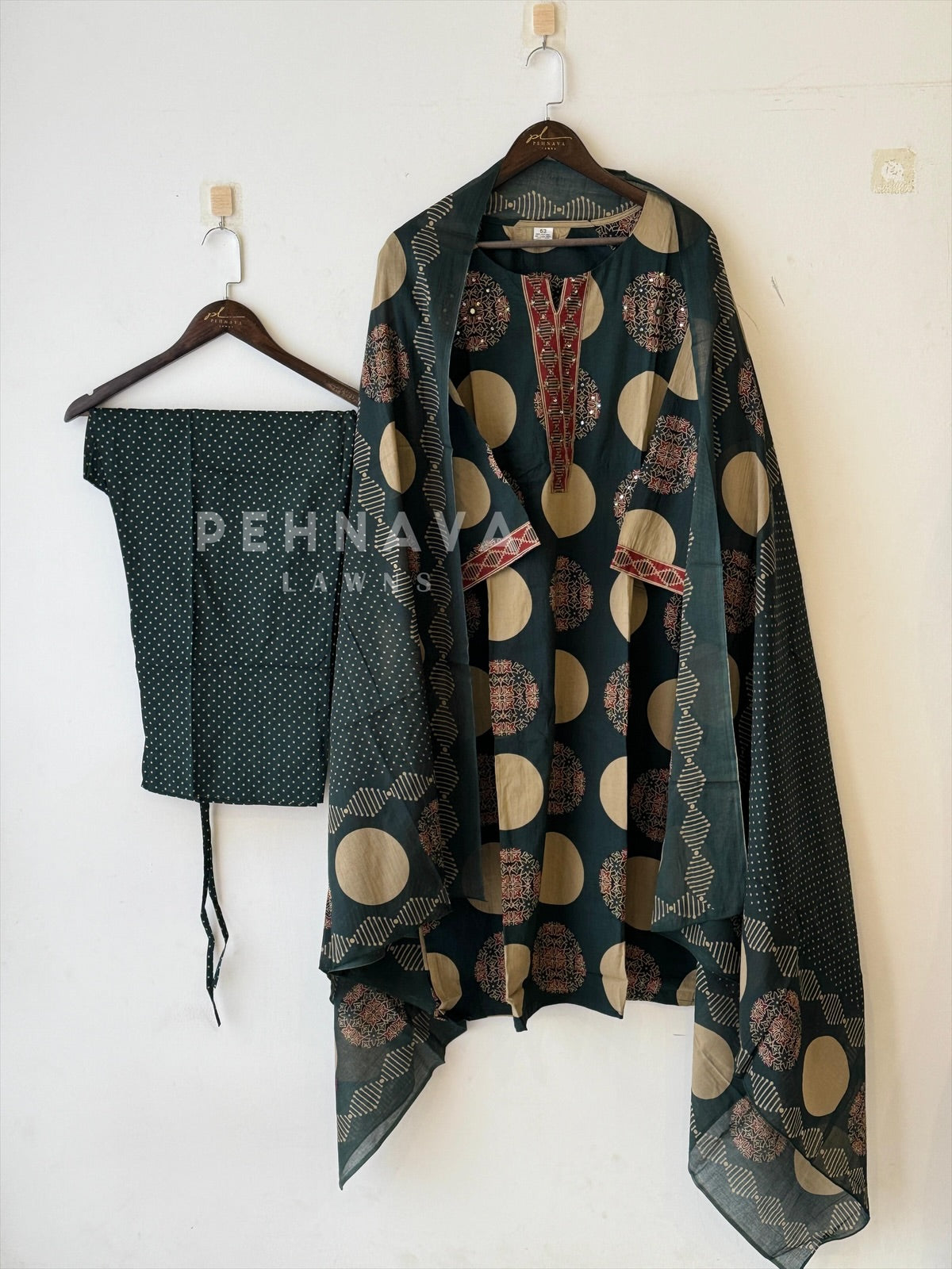 Block-Printed Cotton Suit Set 3185 - Pehnava Lawns