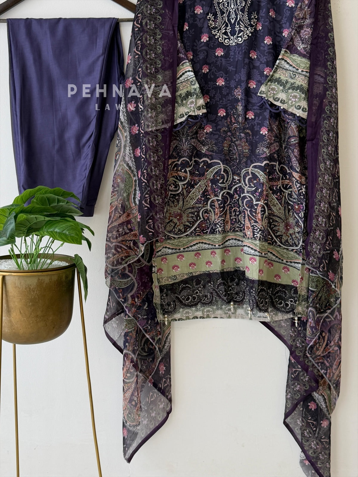Casual Ready to Wear Suit-1756 - Pehnava Lawns