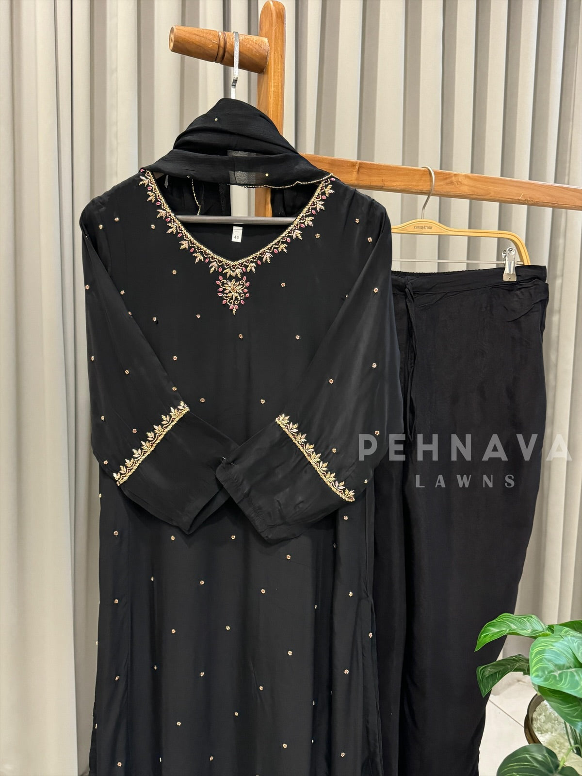 Premium Hand Work Attire - Pehnava Lawns