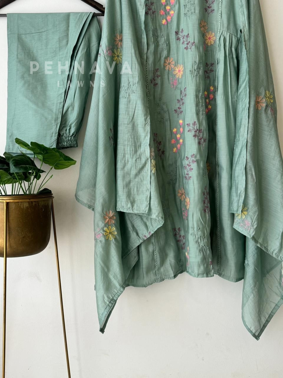 Floral Chanderi Ethnic suit 3187 JS16