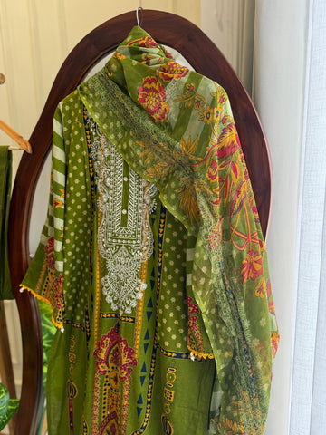 Embroidered Casual Pakistani Suit