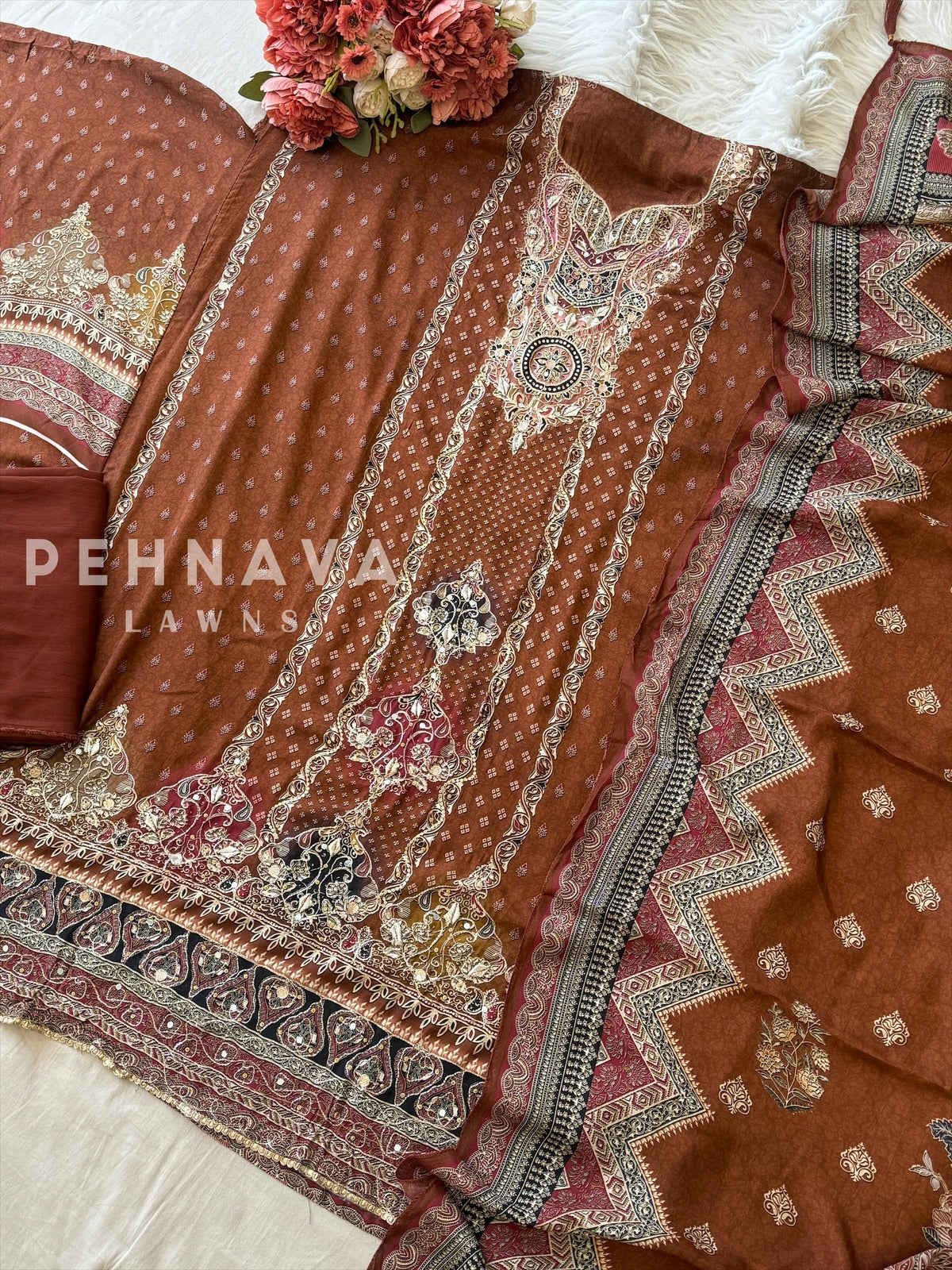 Premium Muslin Suit Set-324 - Pehnava Lawns