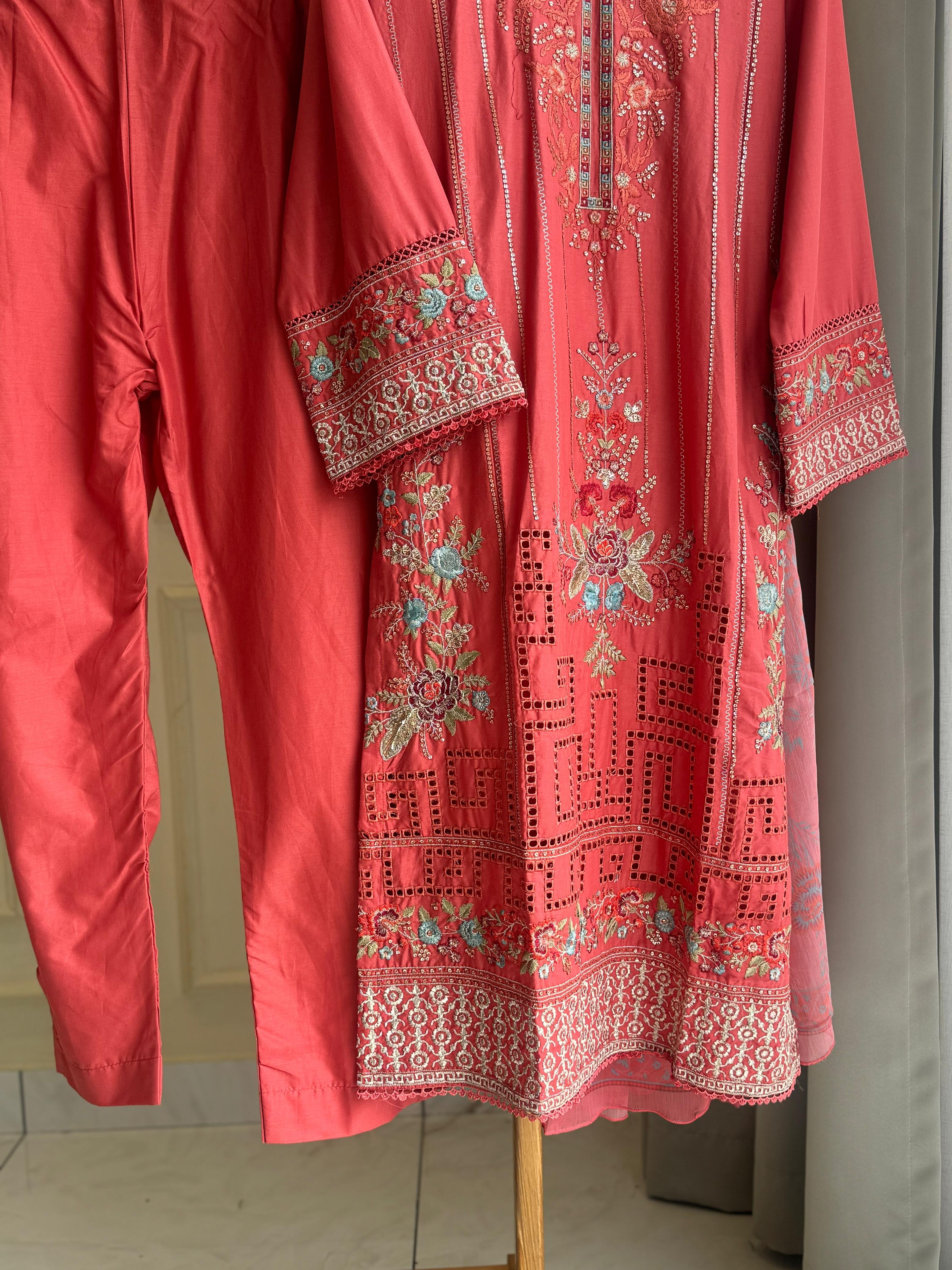 Binsaeed Pakistani Embroidered lawn Suit-0850