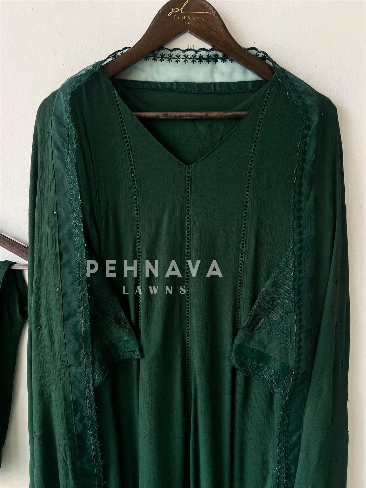 Lace Detail Crinkled Rayon Suit