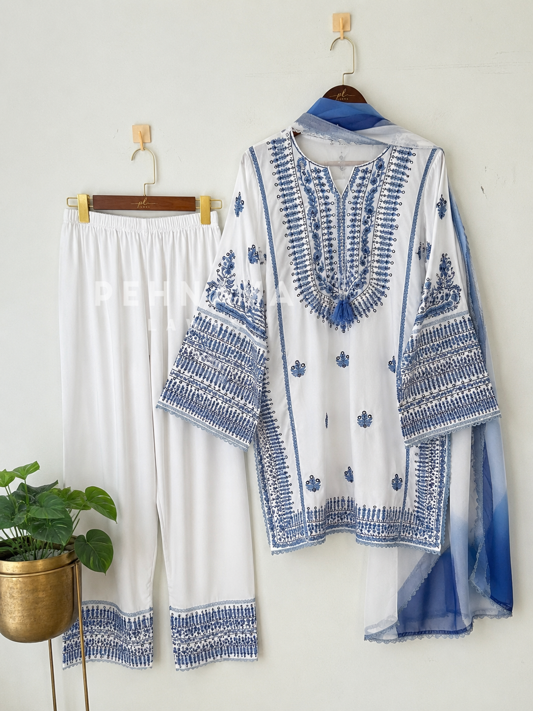 Trendy Black & White Farshi Salwar (6-8 Days Dispatching Time) - Pehnava Lawns