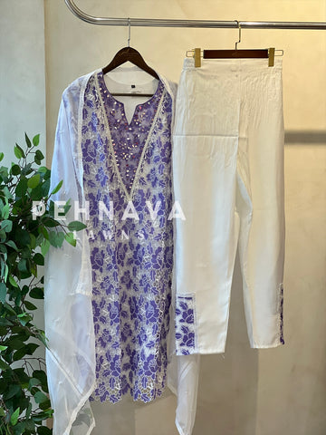 Glamorous Cutwork Suit Ft. Organza Dupata - Pehnava Lawns