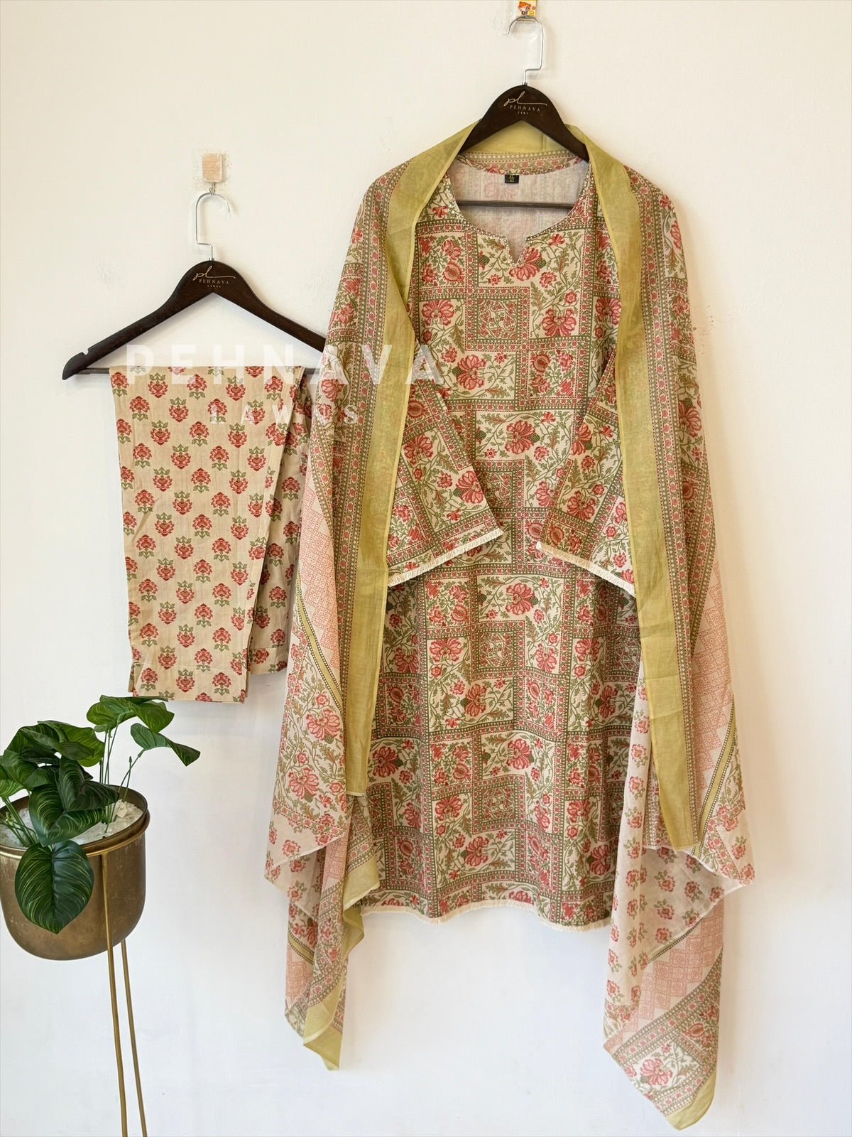 Printed Cotton Suit with bell Sleeves-6219