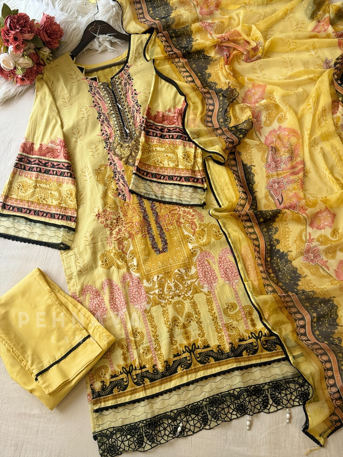 Signature Embroidered Lawn Unstitched Suit-1390