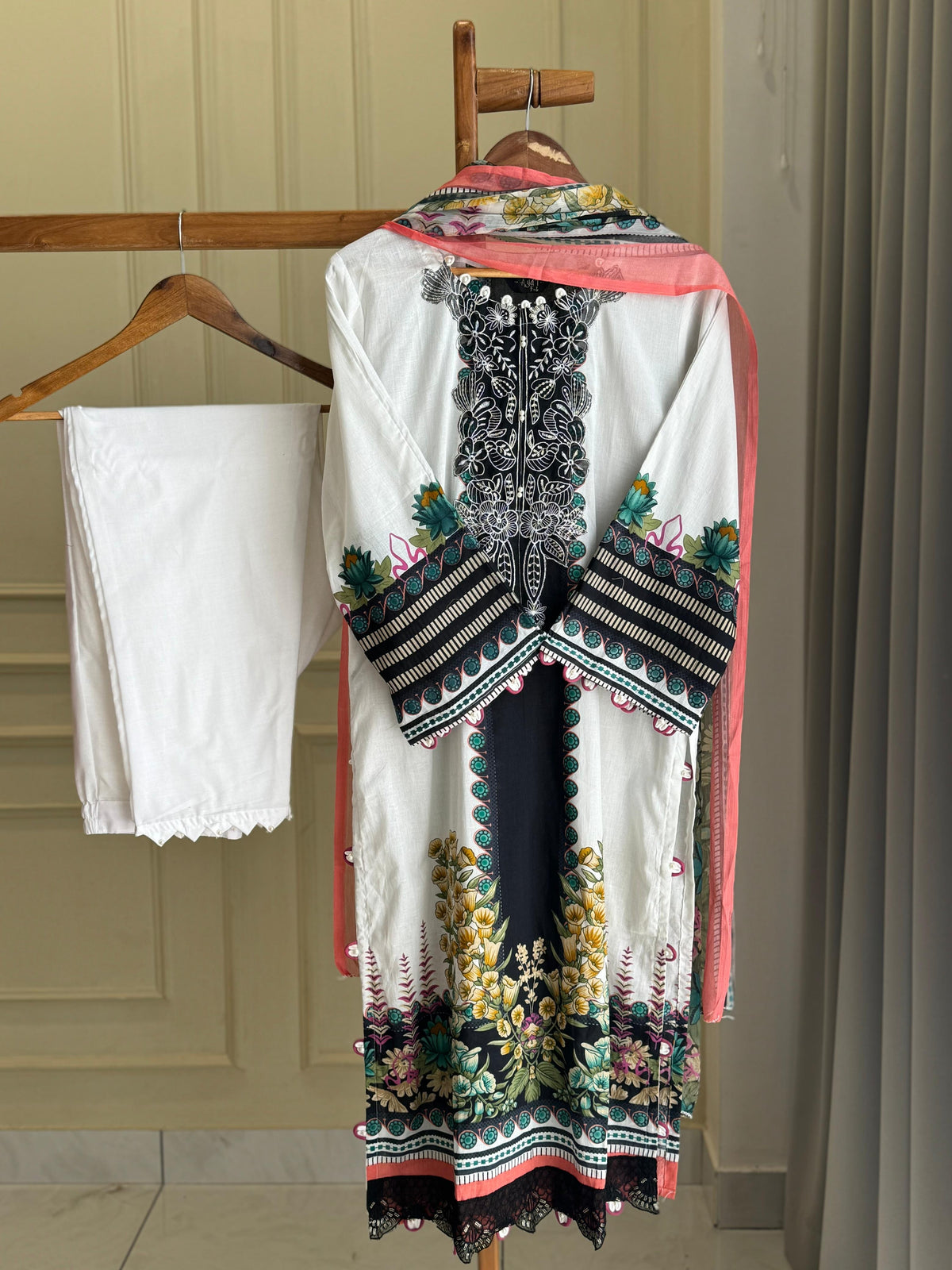 New Ready to Wear Pak-Suit-003