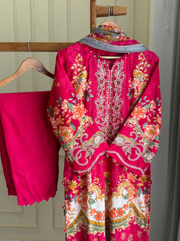 New Ready to Wear Pak-Suit-004