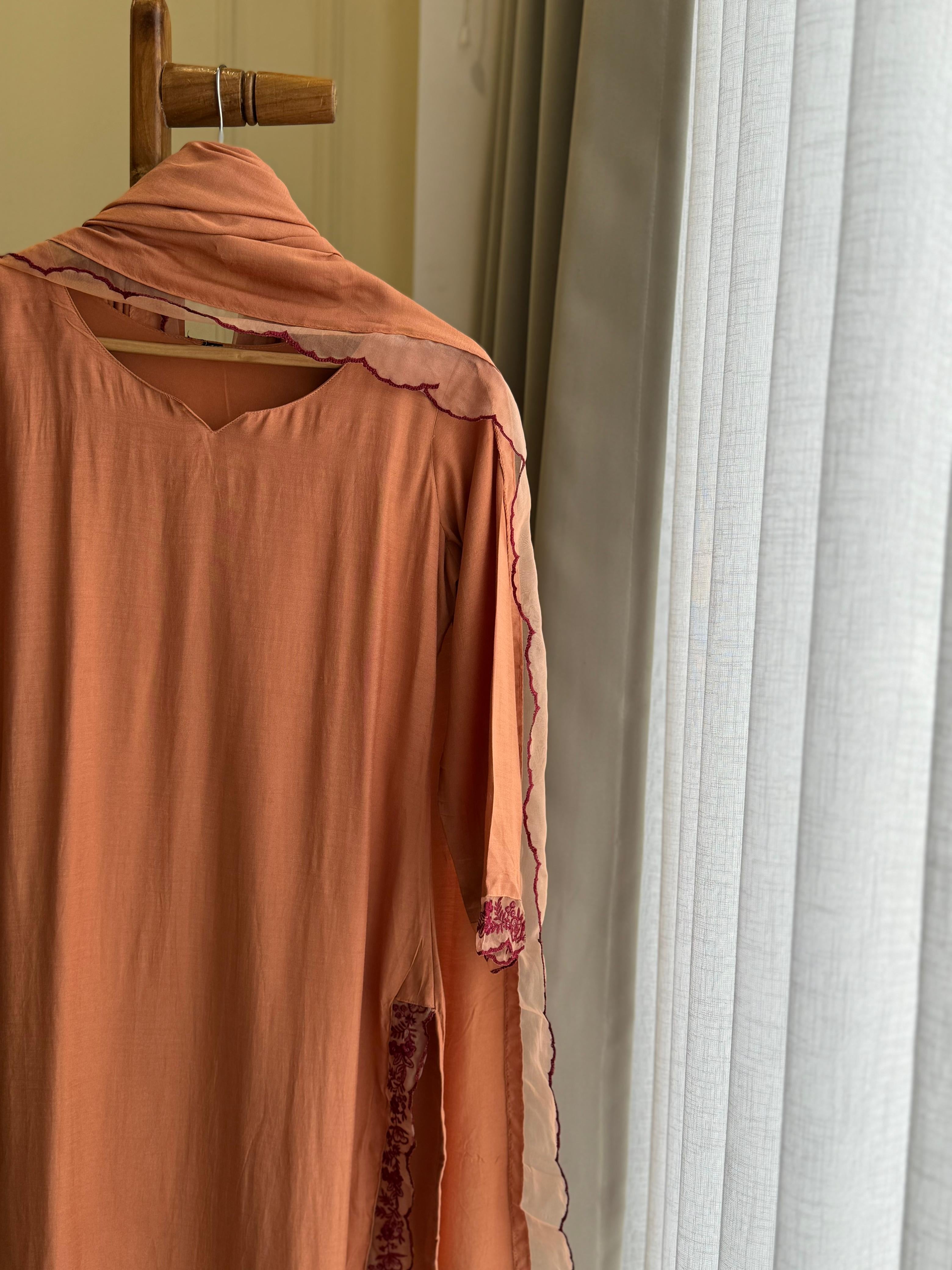 Muslin Designer Pattern Suit - Pehnava Lawns