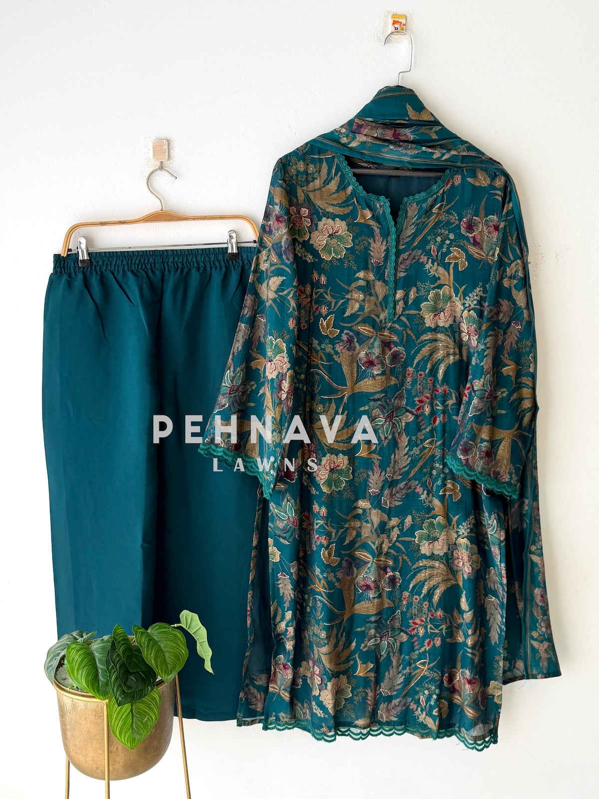 Floral Printed Three Piece Set-13105
