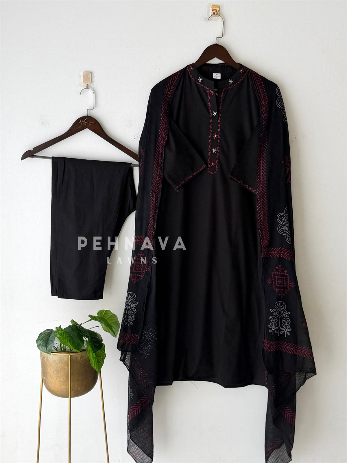 Minimal Embroidered Cotton Set-1304