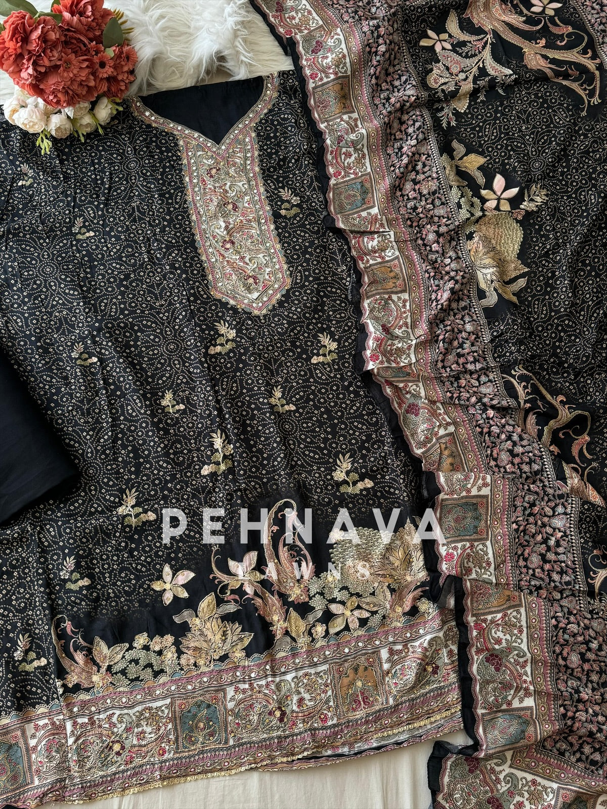 New Premium Black&White Muslin Suit-296