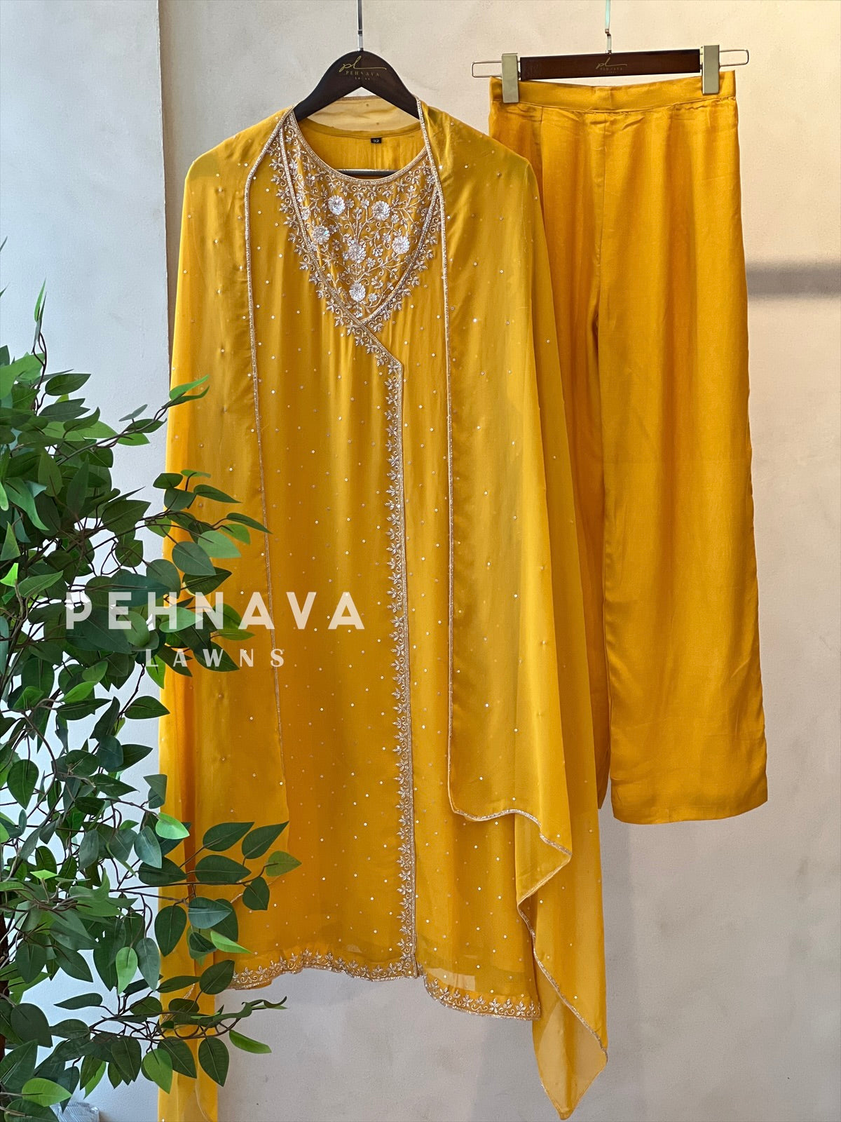 Teenagers Handworked Three Piece Suit Set