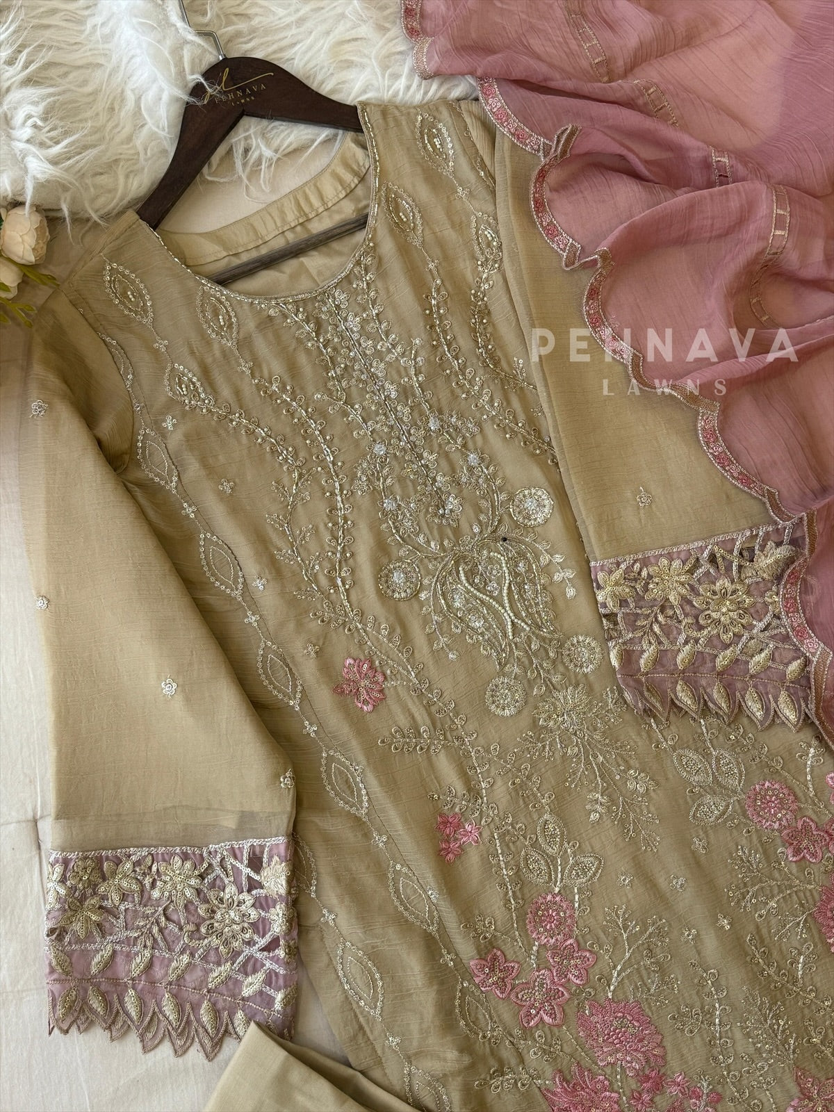 Floral Embroidered Chiffon Suit 6454 - Pehnava Lawns