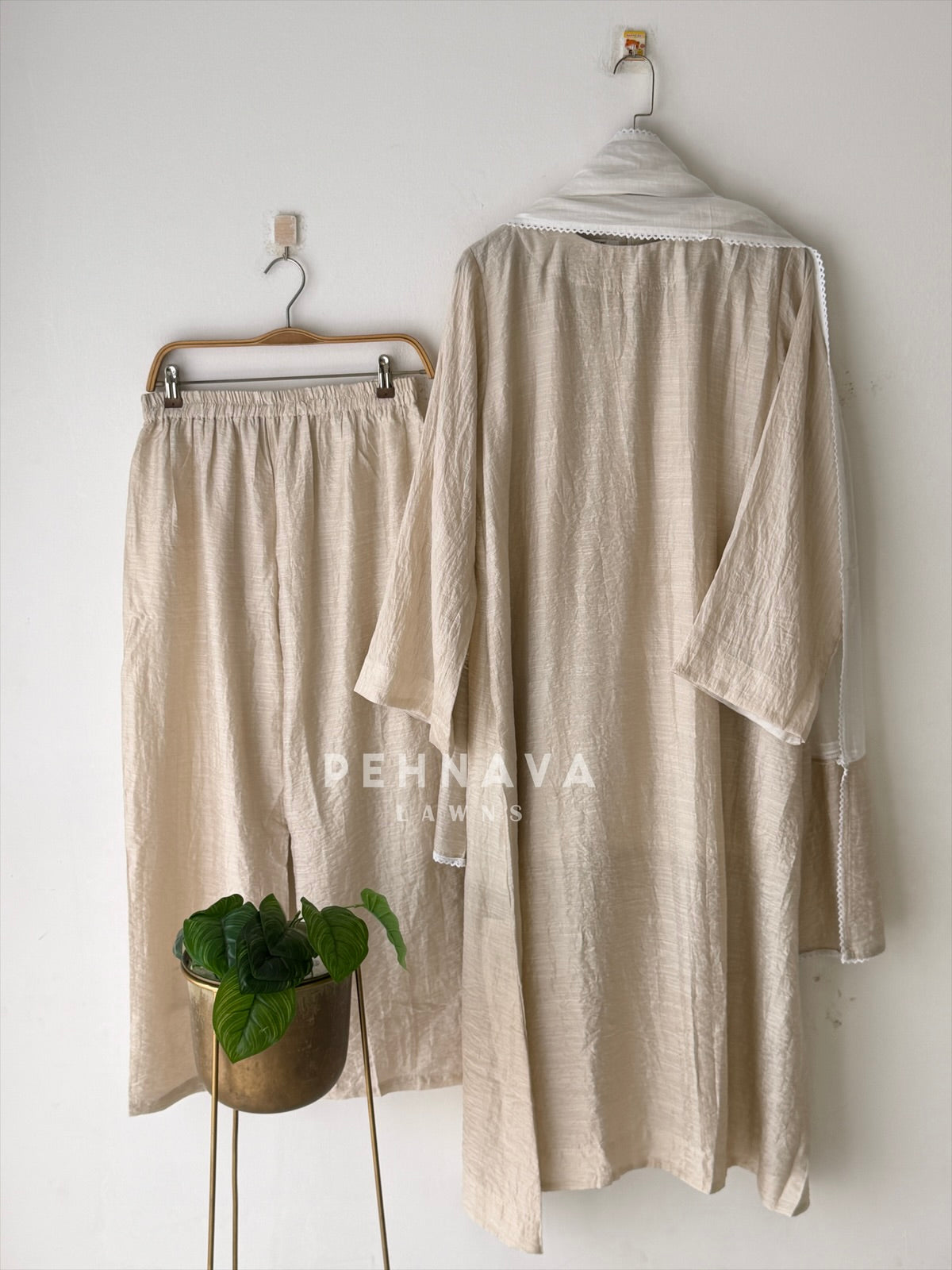 Minimal Imported Three Piece Set 6024