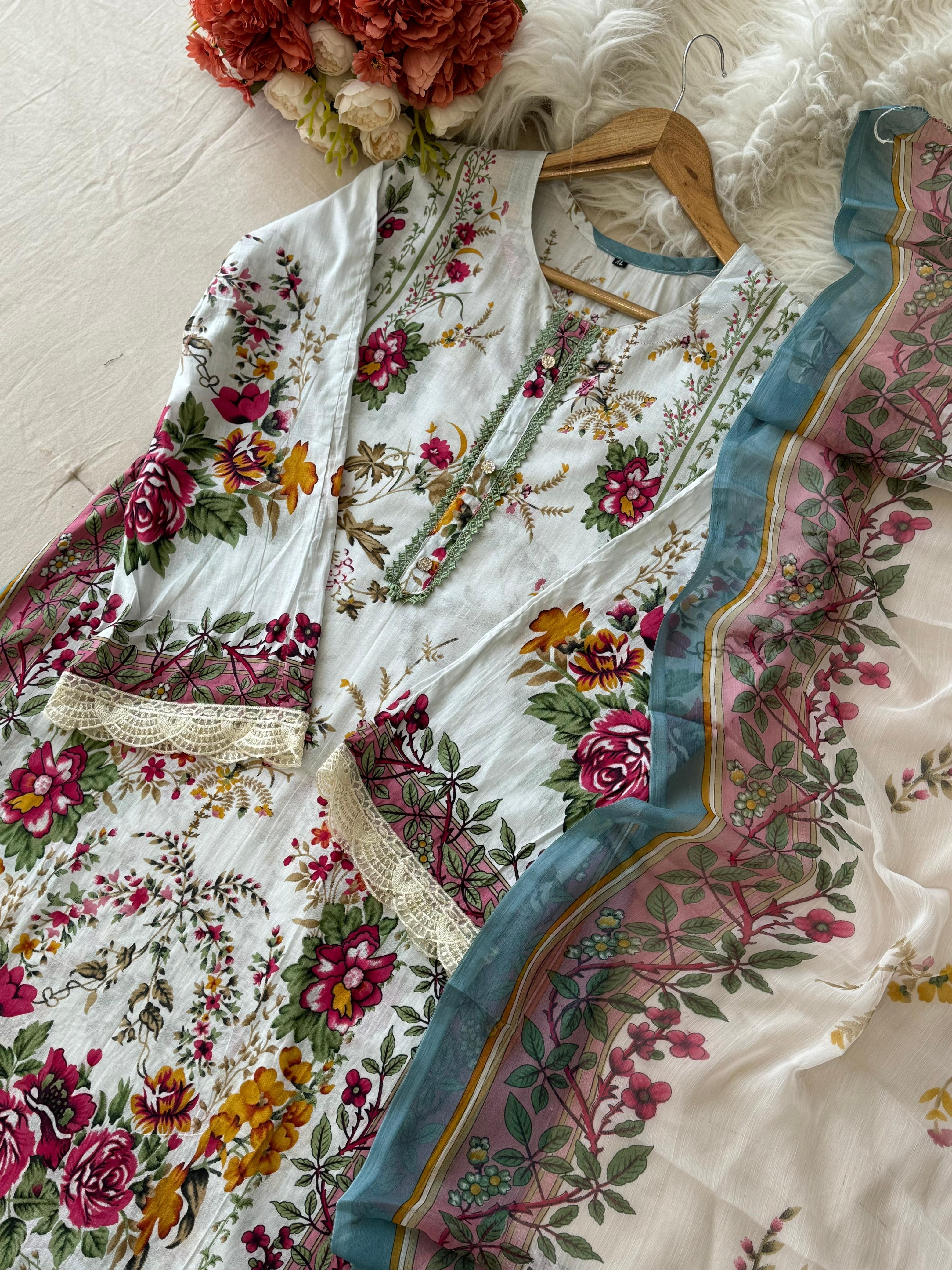 Embroidered Flower Charm Pak-Suit 1359