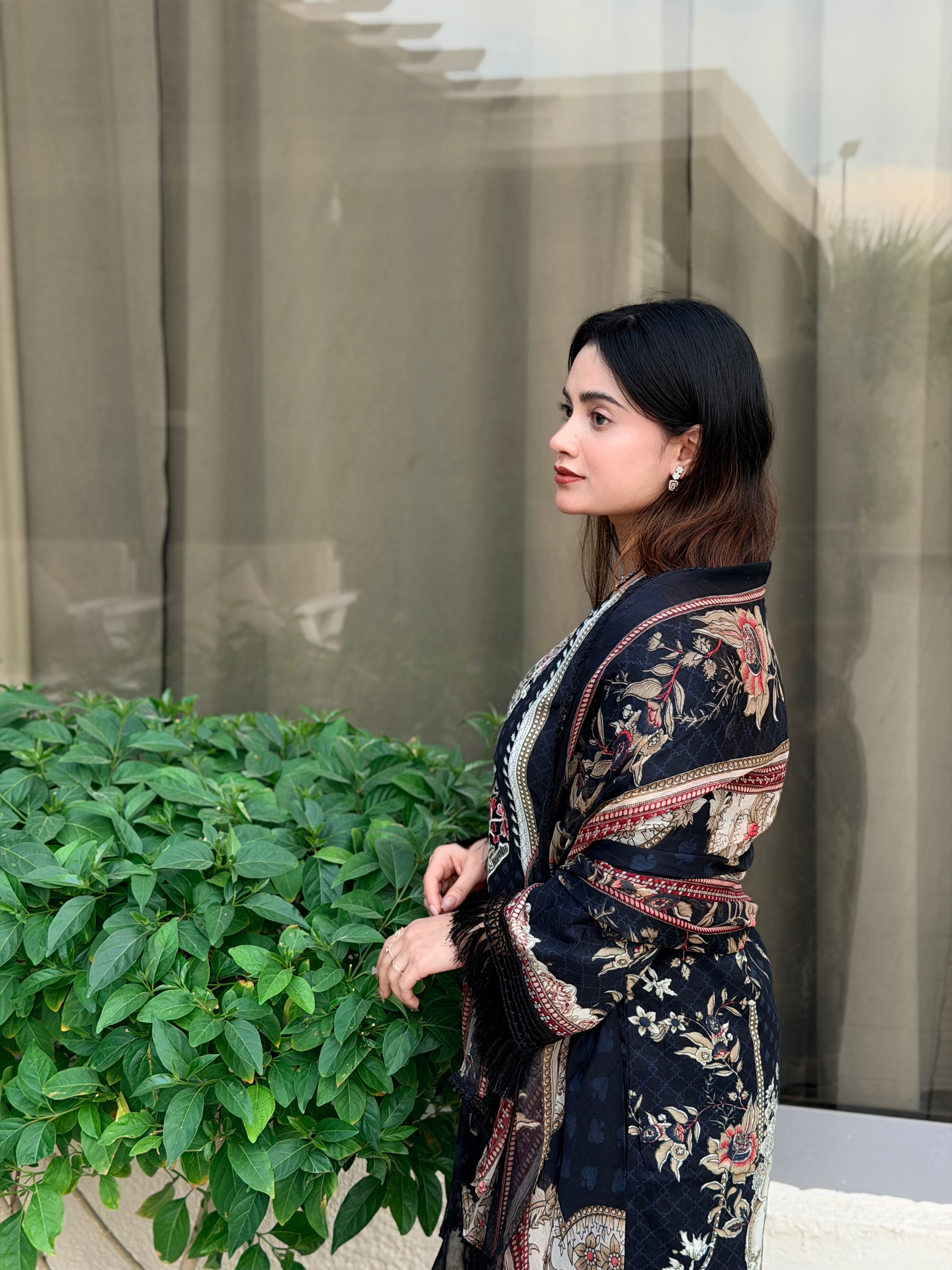Black Lawn Suit with Printed Dupatta-Chiffon/Cotton