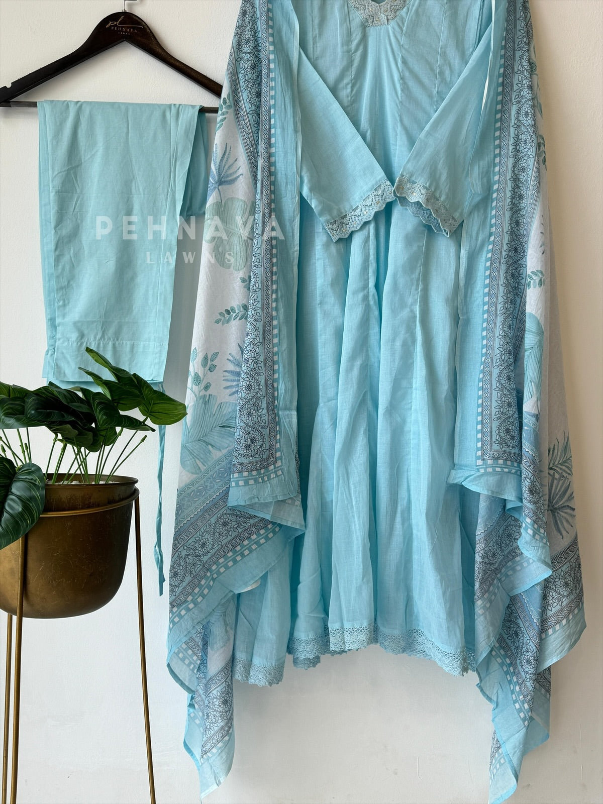 V-Neck Lace Trimed Anarkali Suit-6/D261 - Pehnava Lawns