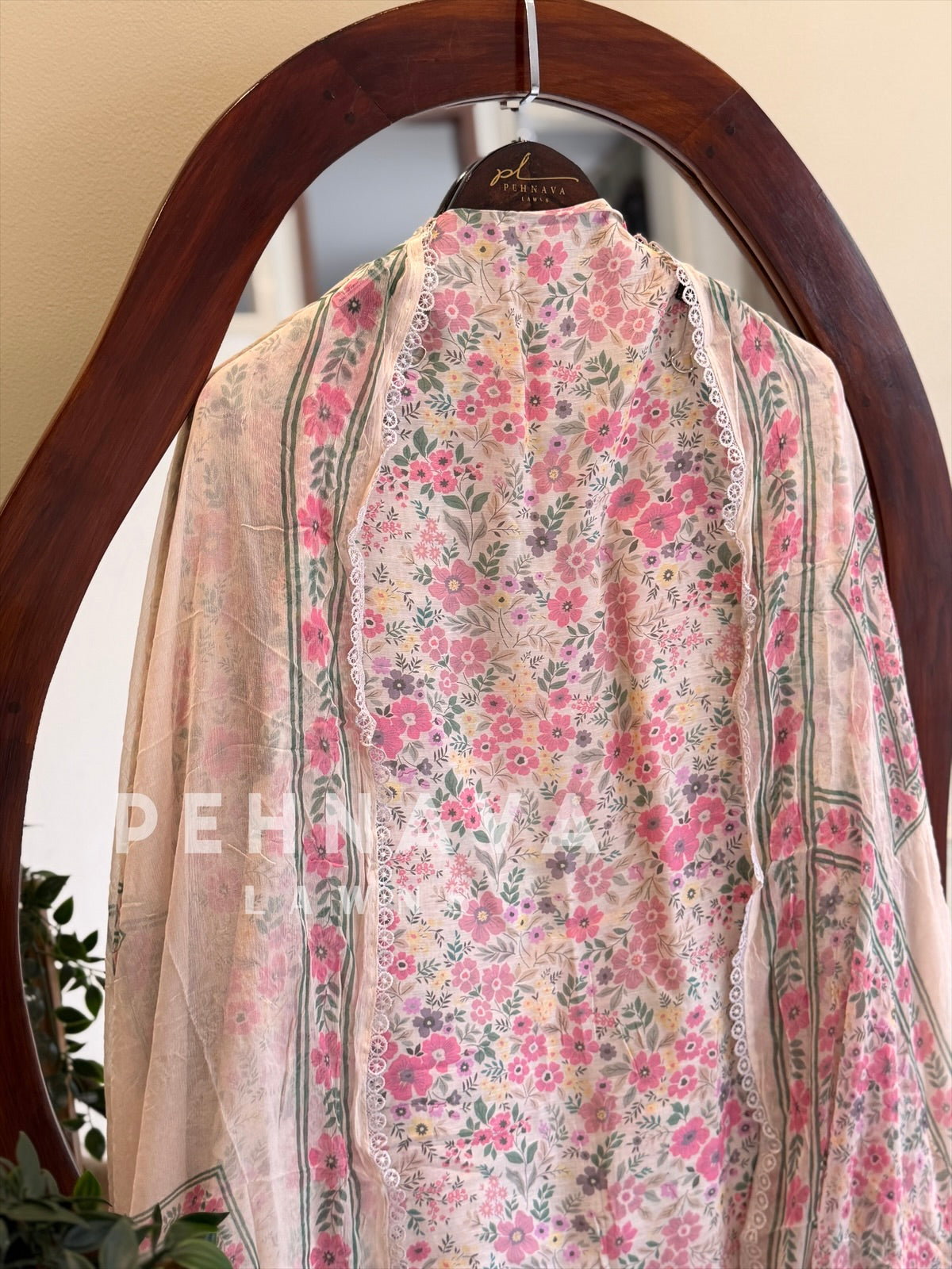 Floral Printed Unstitched Suit (Dispatch Time 4-5 Days)