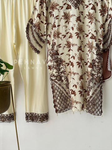 New Floral Embroidery Kurtha Set-247