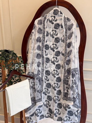 Floral Printed Unstitched Suit (Dispatch Time 4-5 Days)