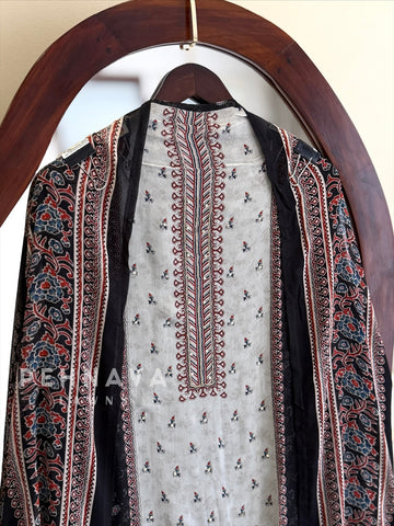 Ajrakh Panel Printed Suit Set