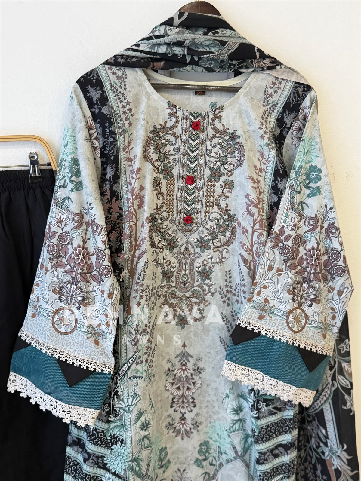 Embroidered Casual Ready To Wear Suit 008