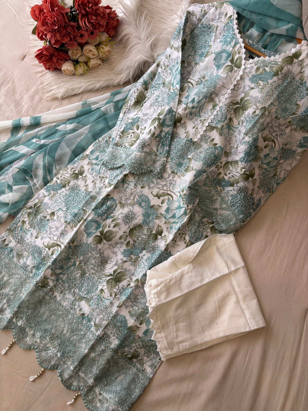 Lace Trimmed Floral Suit-Set-5003