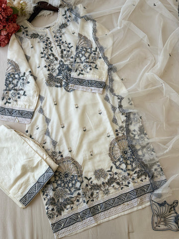 Embroidered Suit Set 1043