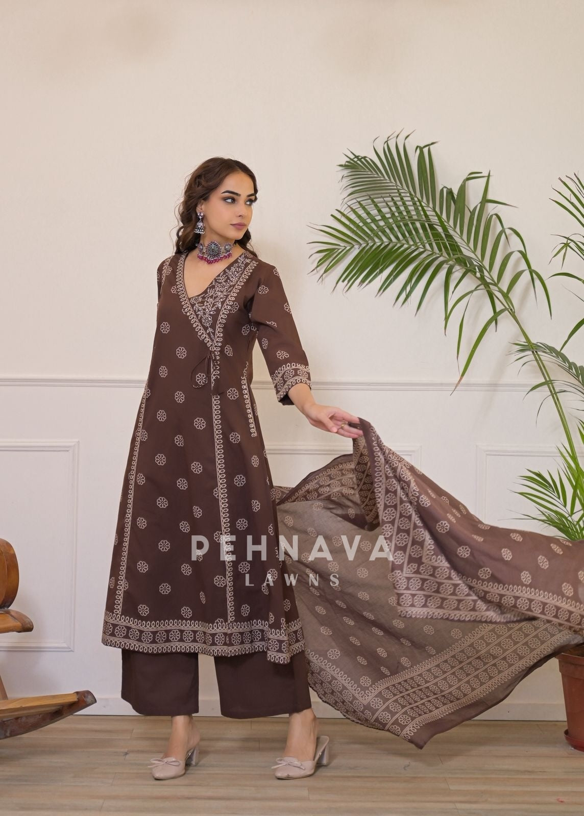 Floral Printed Suit Set-4971 - Pehnava Lawns