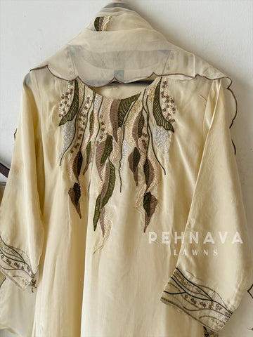 Threaded Leaves Ensemble-4073 - Pehnava Lawns