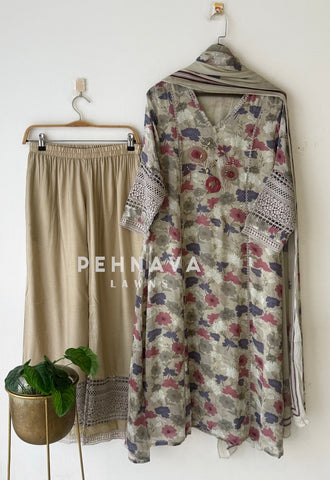 Floral Print Suit with Lace-4210