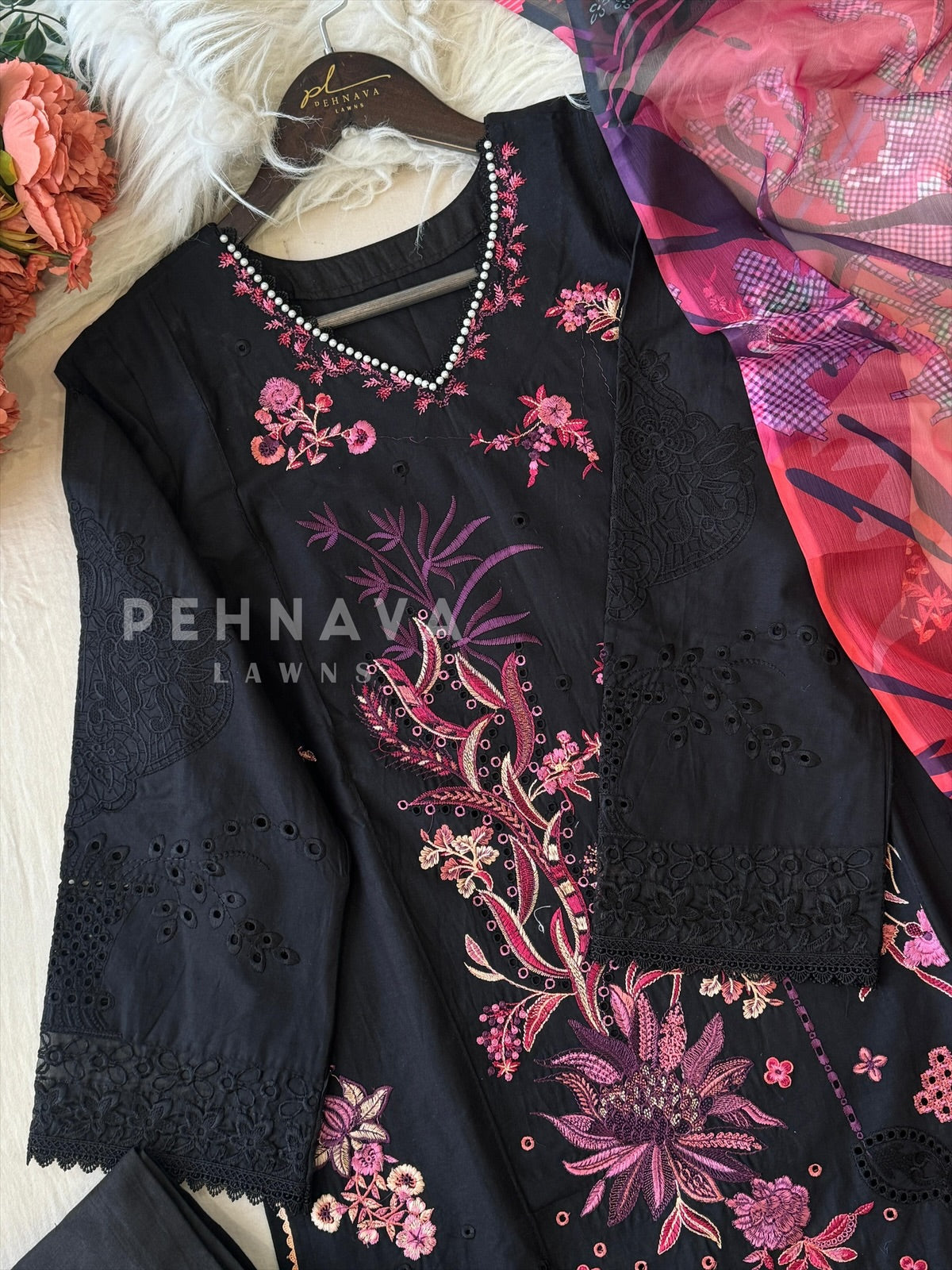 Floral Embroidered Suit Set-1664