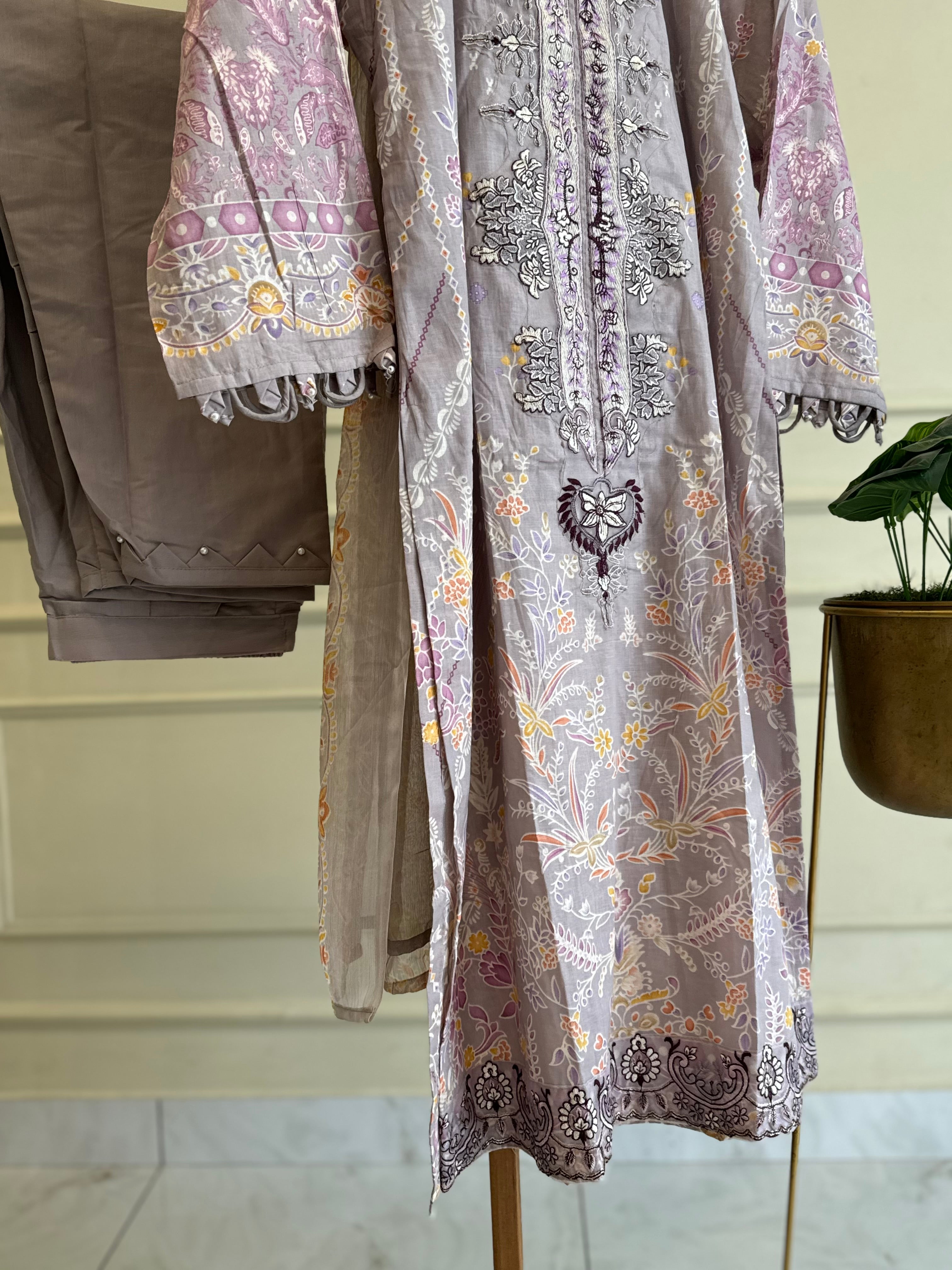 Cotton casuals suit pure chiffon dupatta-3